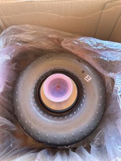 NEW OEM GM 8L90 Torque Converter –Never Installed