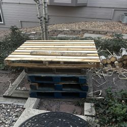 Free Wood Pallets
