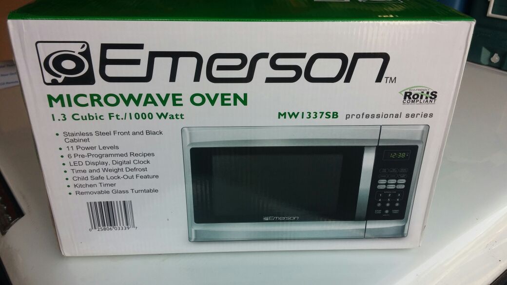 New Stainless Steel Emerson Microwave 1000 watt