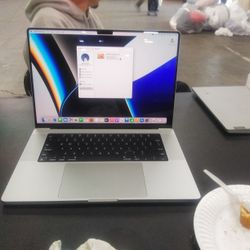 Selling Mac Book Pro