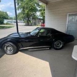 1976 Chevy Corvette Four-Speed