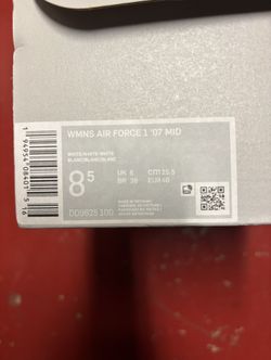 Women’s Air Force 1 “07 Mid