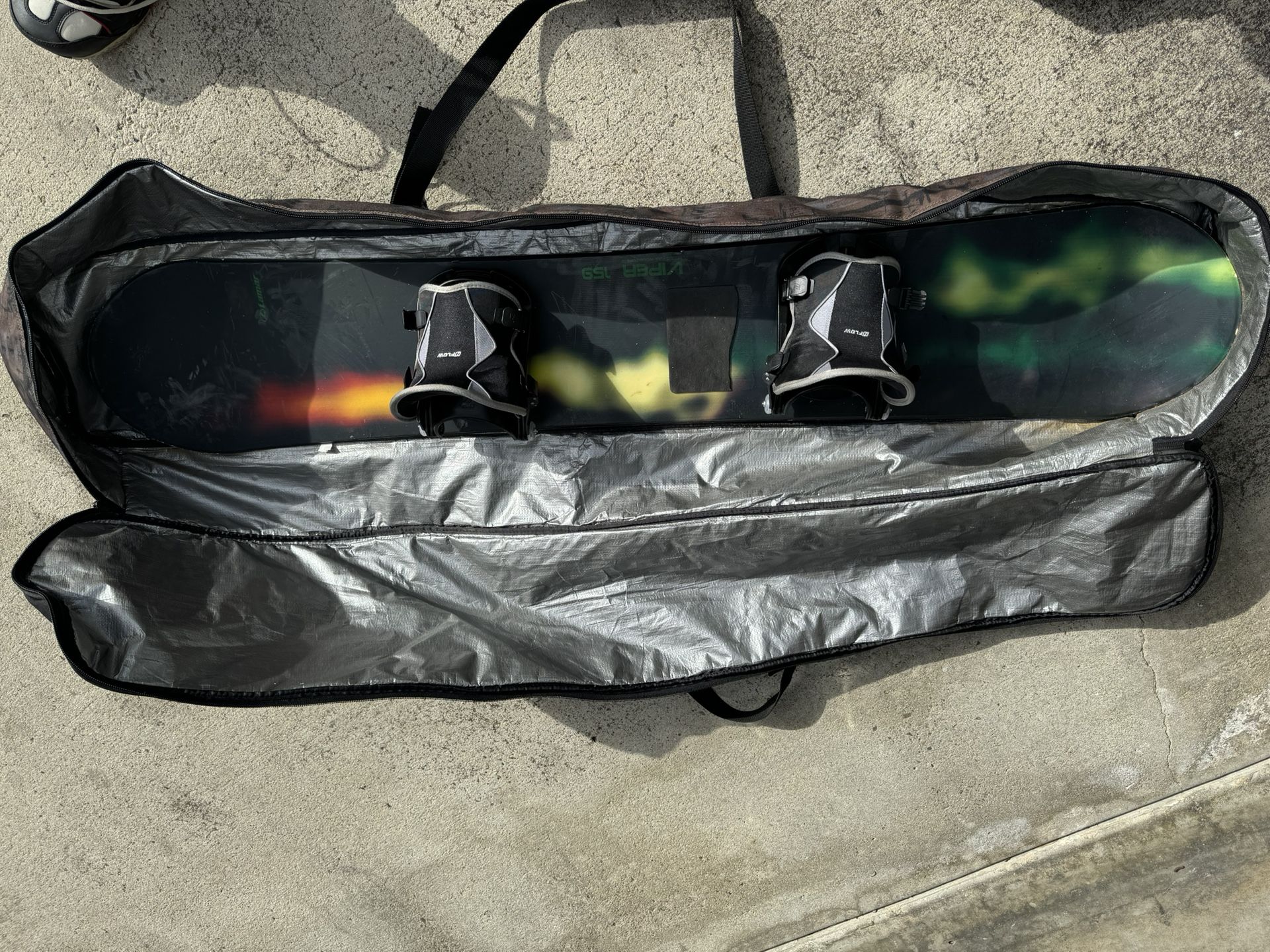 159 Snowboard, Bindings, 11 Men’s Boots, Bag And Goggles