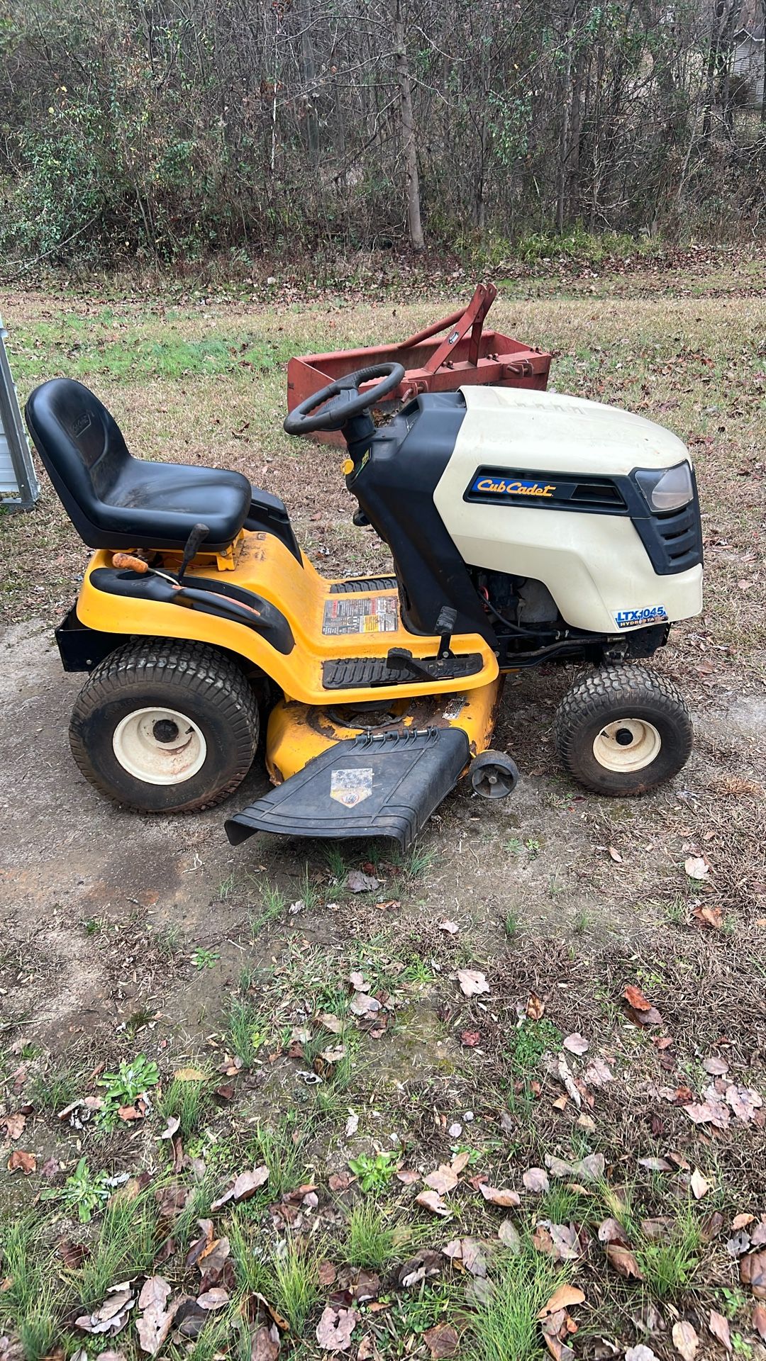 Cub Cadet LTX1045 