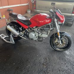 Ducati 750m