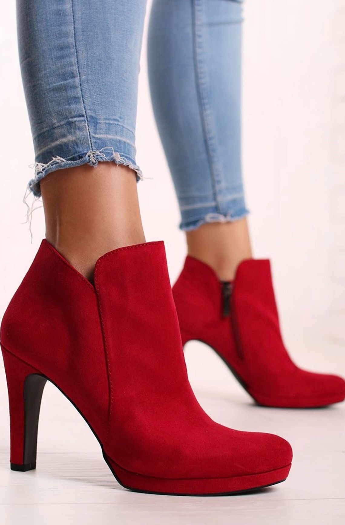 Make offer - Tamaris Germany size 39, 8-8.5 women’s shoe red