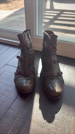 Free Boots