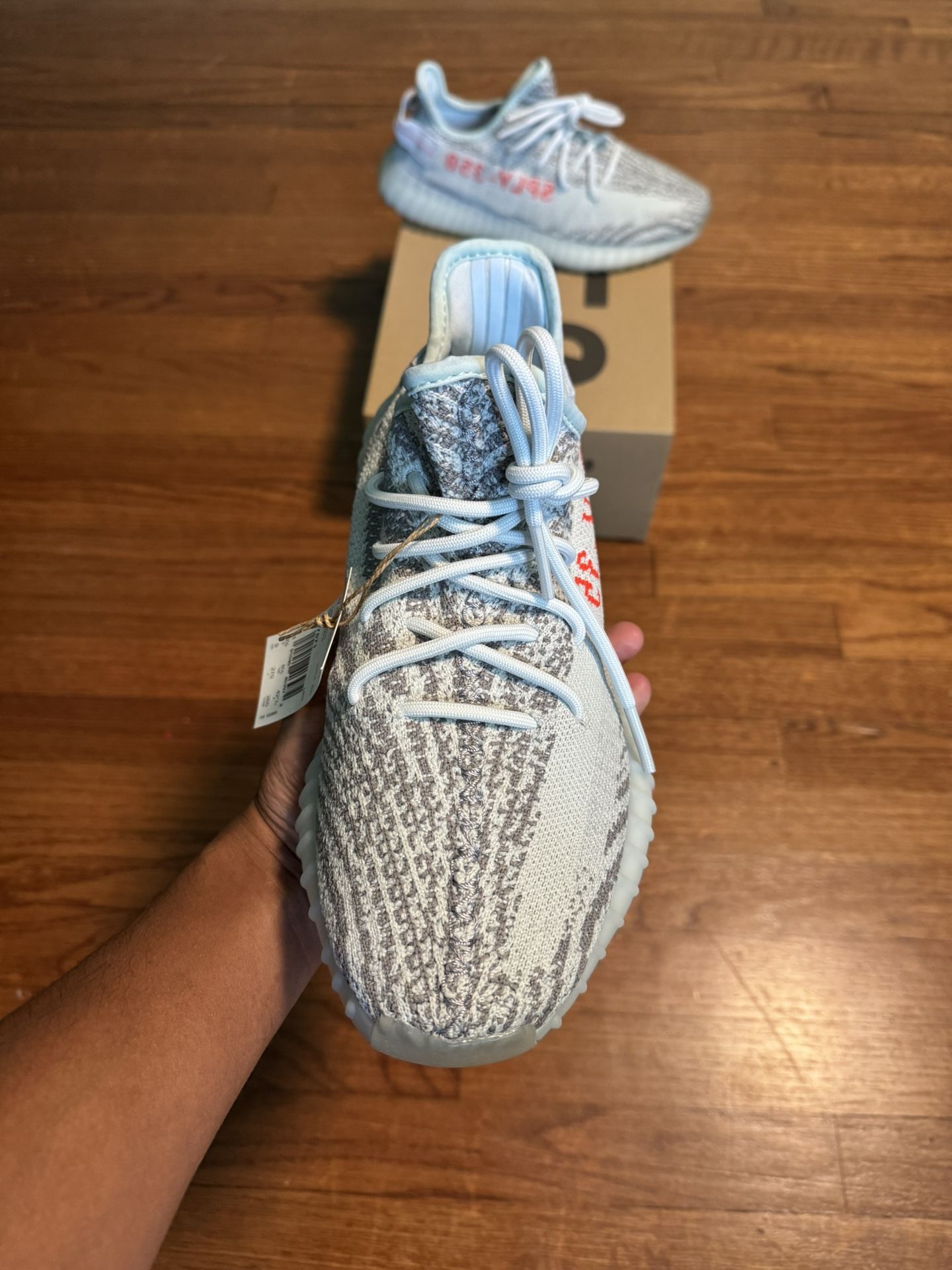 Adidas Yeezy 350 V2 Size 9