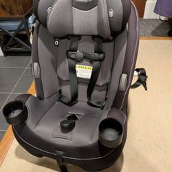 Rear Or Forward Facing Car Seat