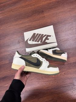 Air Jordan 1 Low Reverse Olive