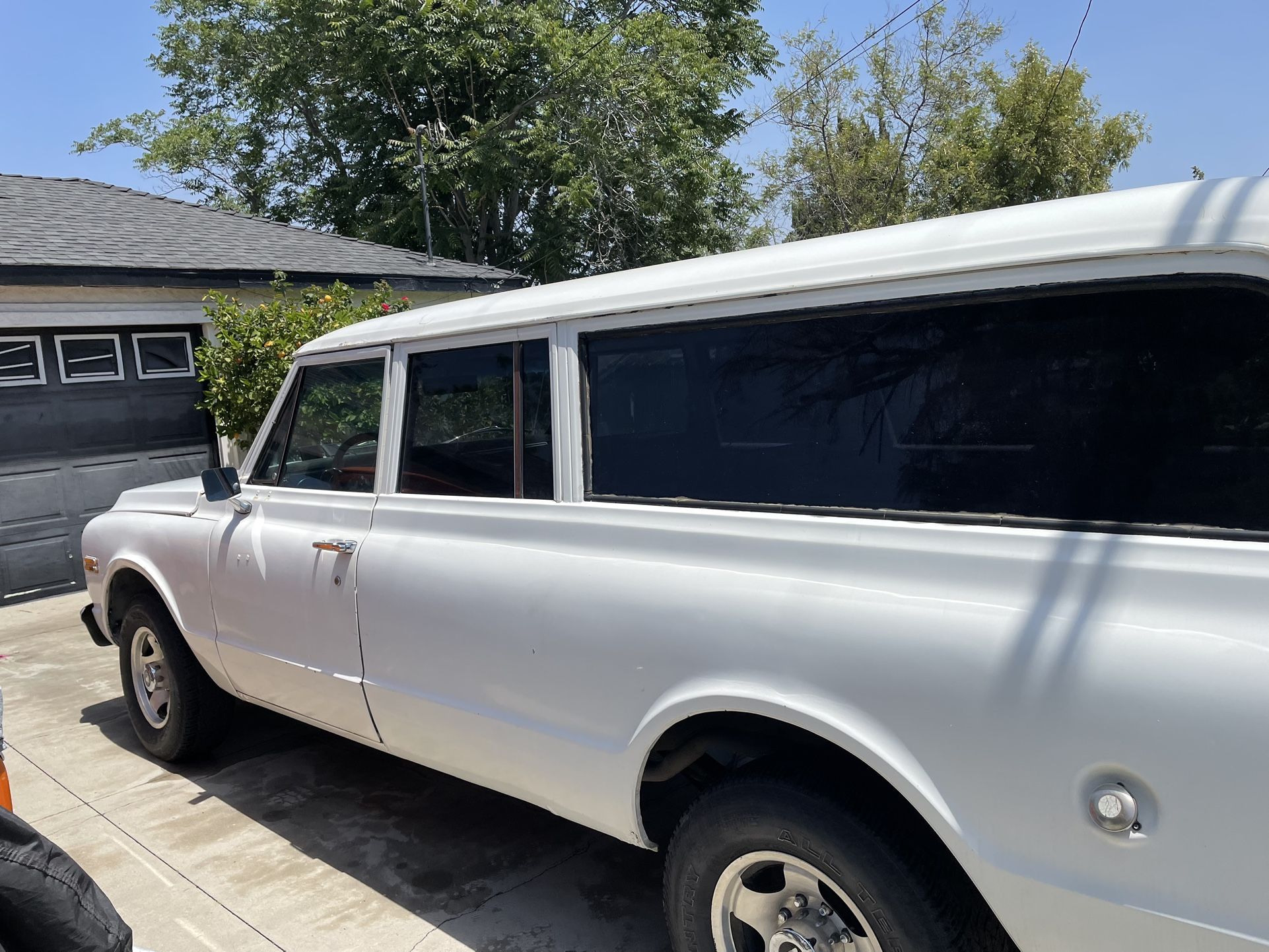 1969 Suburban 3 Door