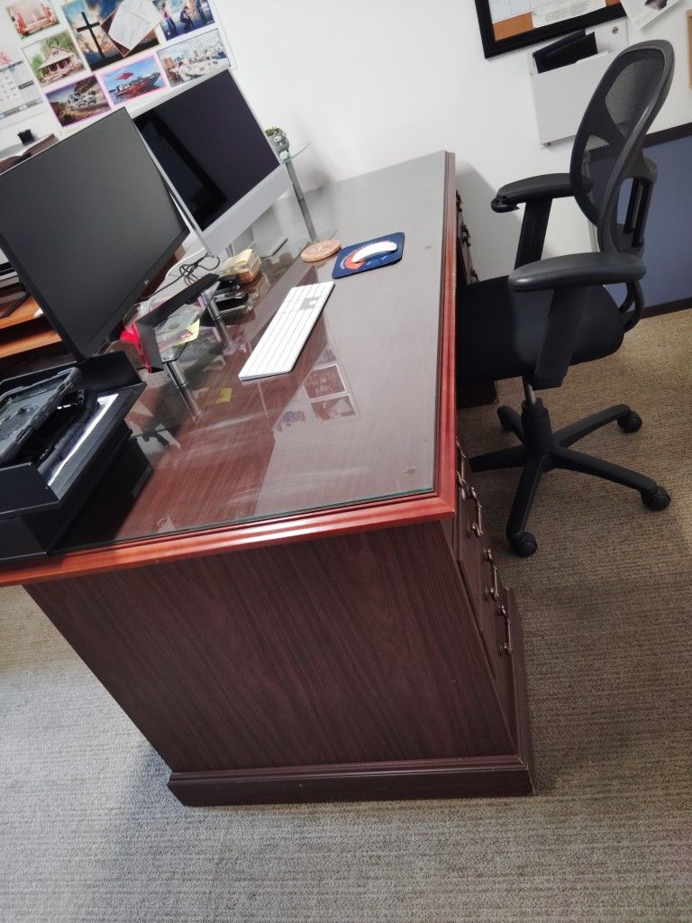 Office Desks And Standing Riser