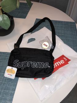 Supreme Shoulder Bag FW18