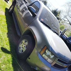 2008 Chevy Suburban 