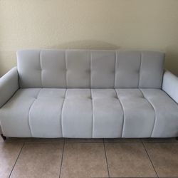 Comfortable Couch – Clean – Excellent Condition!