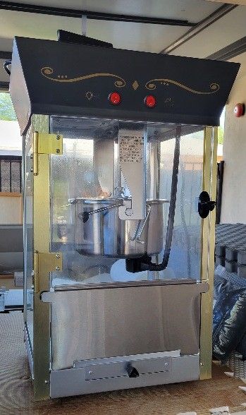 Nostalgia popcorn machine