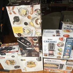 Ninja And Keurig Kitchen Equipment  1400 Dollar Value