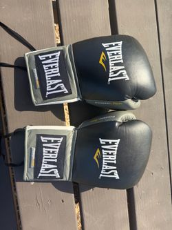 Everlast power lock laced training gloves 14oz