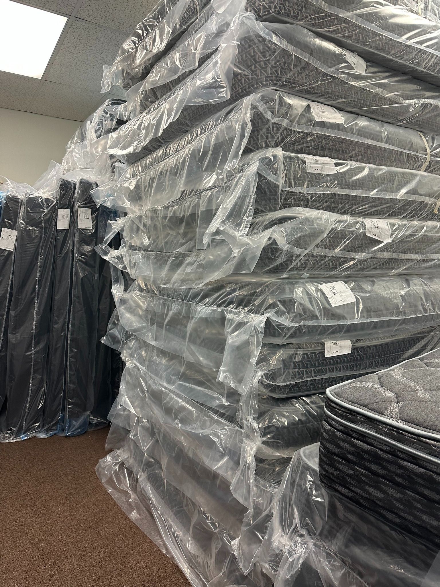 🚨Brand New Mattresses – Never Been Slept On! 📦 39 Down Take it Home