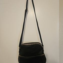 Black Purse 