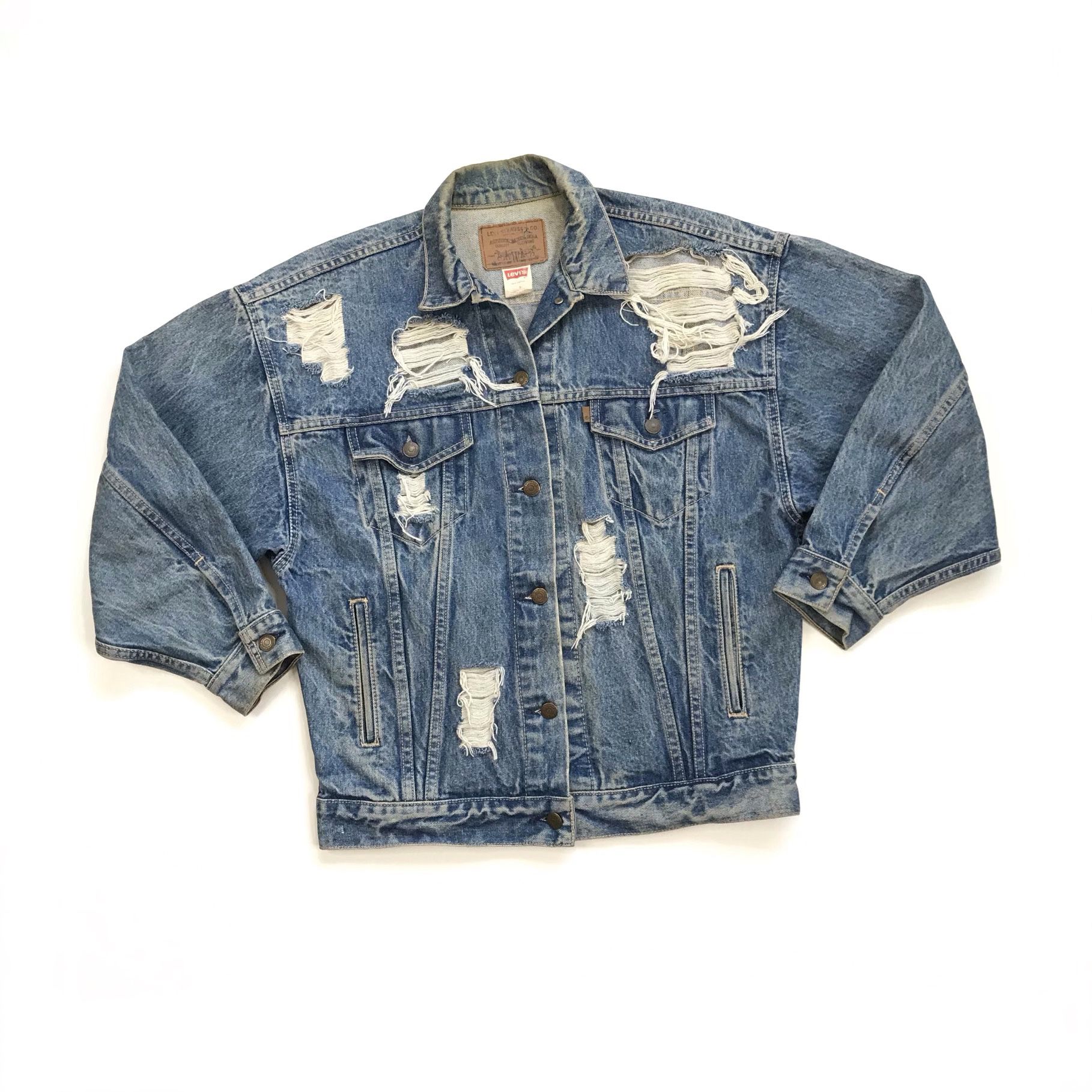 VINTAGE LEVIS DENIM JACKET SMALL S WOMENS BLUE DISTRESSED THRASHED MADE IN USA