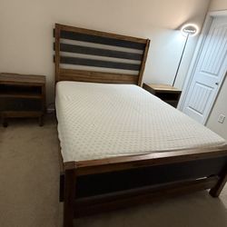 Queen 7 Piece Bedroom Set Blue Accent Solid Wood 2 Nightstands