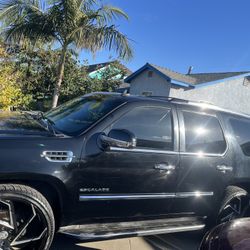 2011 Cadillac Escalade