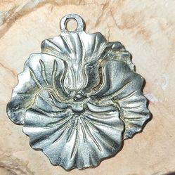 Pewter Pendant. Hibiscus 