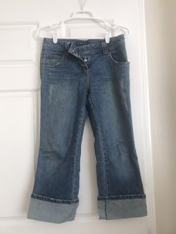 Inc brand Capri jeans with bling