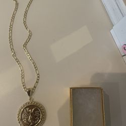 Gold Filled Centenario And Chain