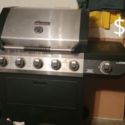 Brinkmann Propane Grill With side Burner
$250 Or Best Offer
Harlingen 