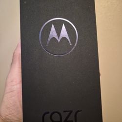 Brand New Never Used Motorola Razr 2024 5g 256 Grey Metro 