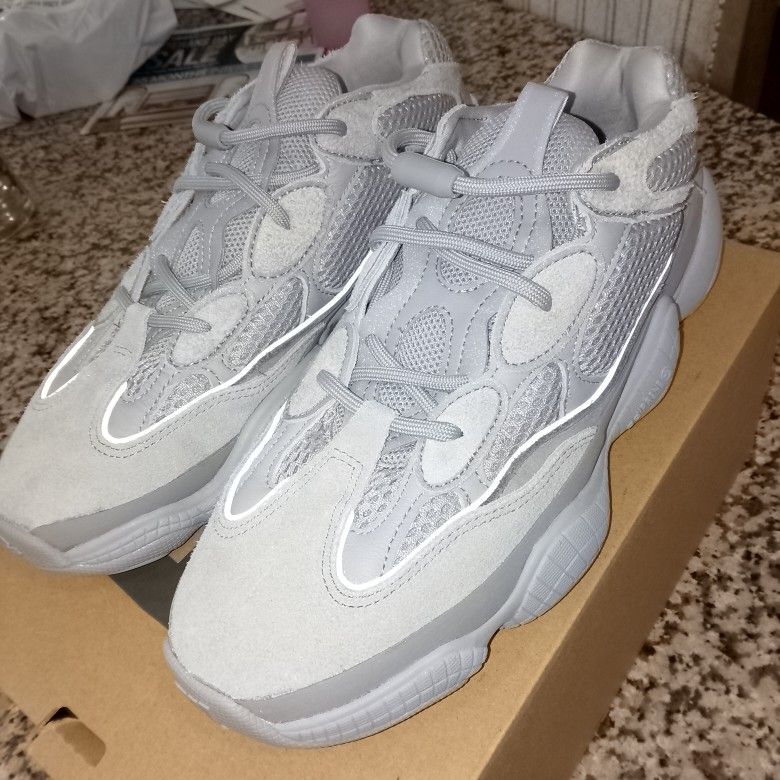 Yeezy 500 Stone Salt Size 10