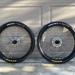 29” Mountain Bike Wheels and Tires