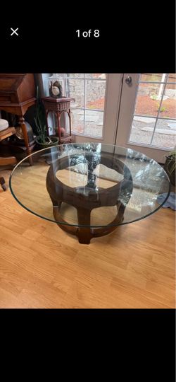 Round Glass Top Wood Coffee Table Hammary