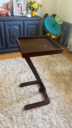 Wood C-Shape Side Table with Tray Top