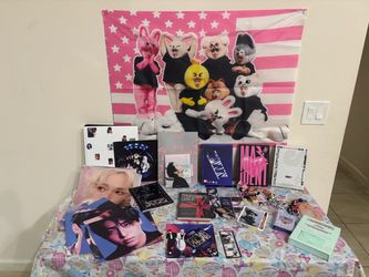 Stray Kids Collection