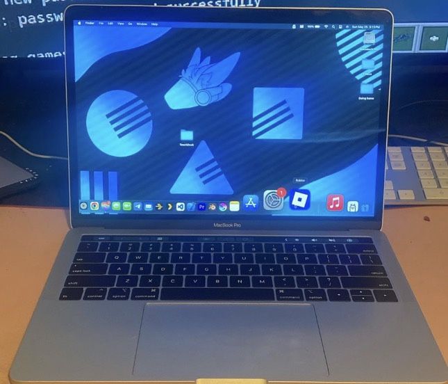 MacBook Pro 2019 Like New Trades Accepted