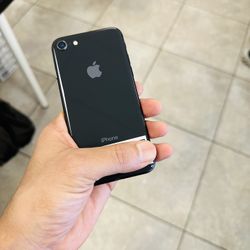 iPhone 8 Unlocked 