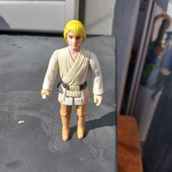 1977 LUKE SKYWALKER TAIWAN VINTAGE  STAR WARS FIGURE