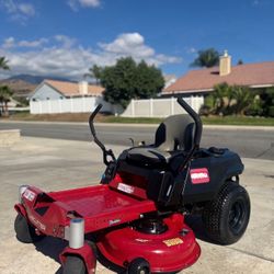 Toro Riding Mower 42in Máquina