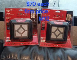 Milwaukee M12 LED Flood Light