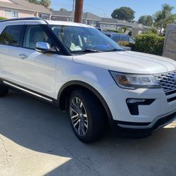2018 Ford Explorer Platinum 