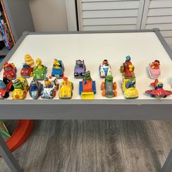 Original Die Cast Sesame Street  With Tracks And Case