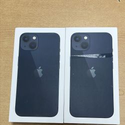 iPhone 13 128GB Factory Unlocked Like New - Under Warranty Flash Sale