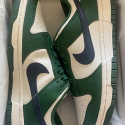 Nike Dunk Low  Gorge Green Midnight Navy Size 7.5