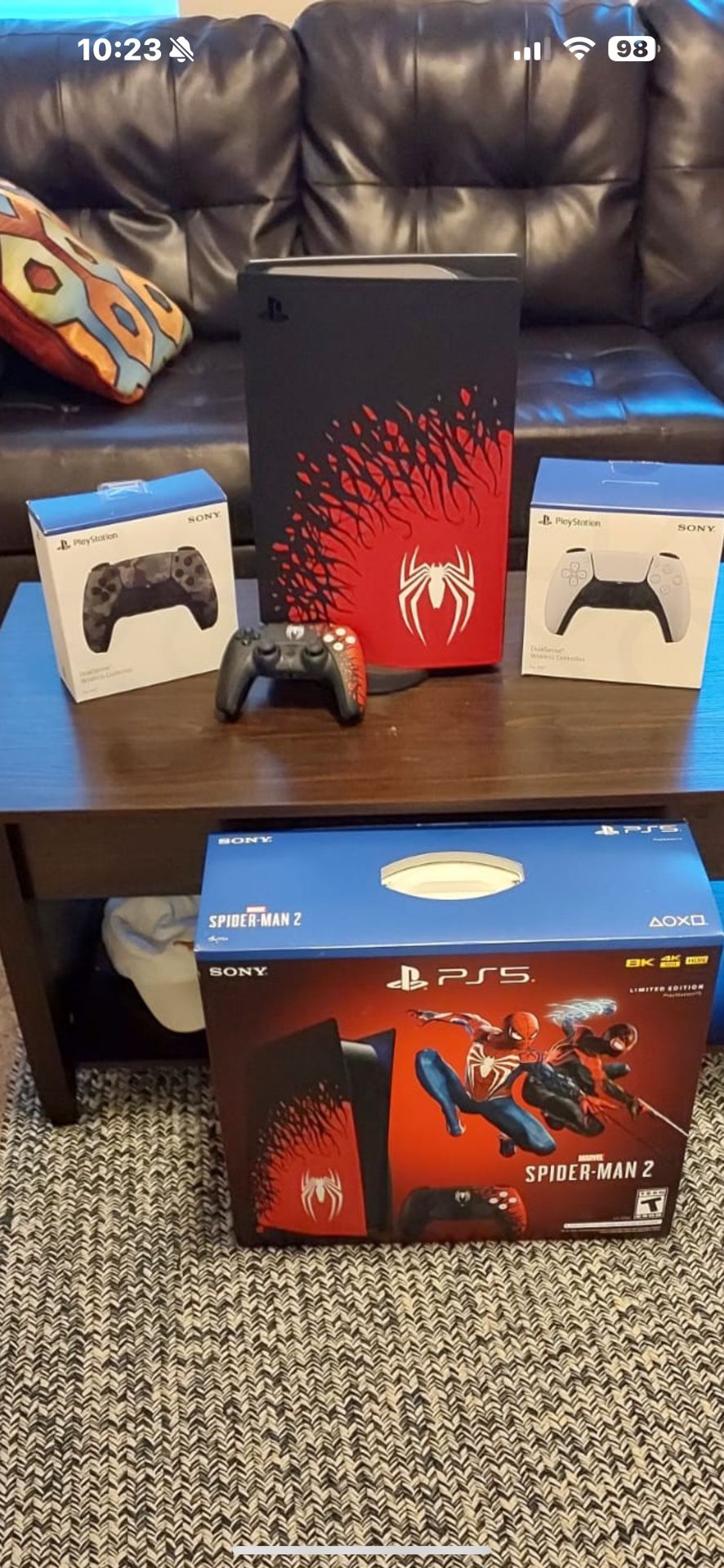 Spider-Man Ps5  - 2 Controllers 