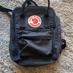 Kanken Mini Black Backpack 