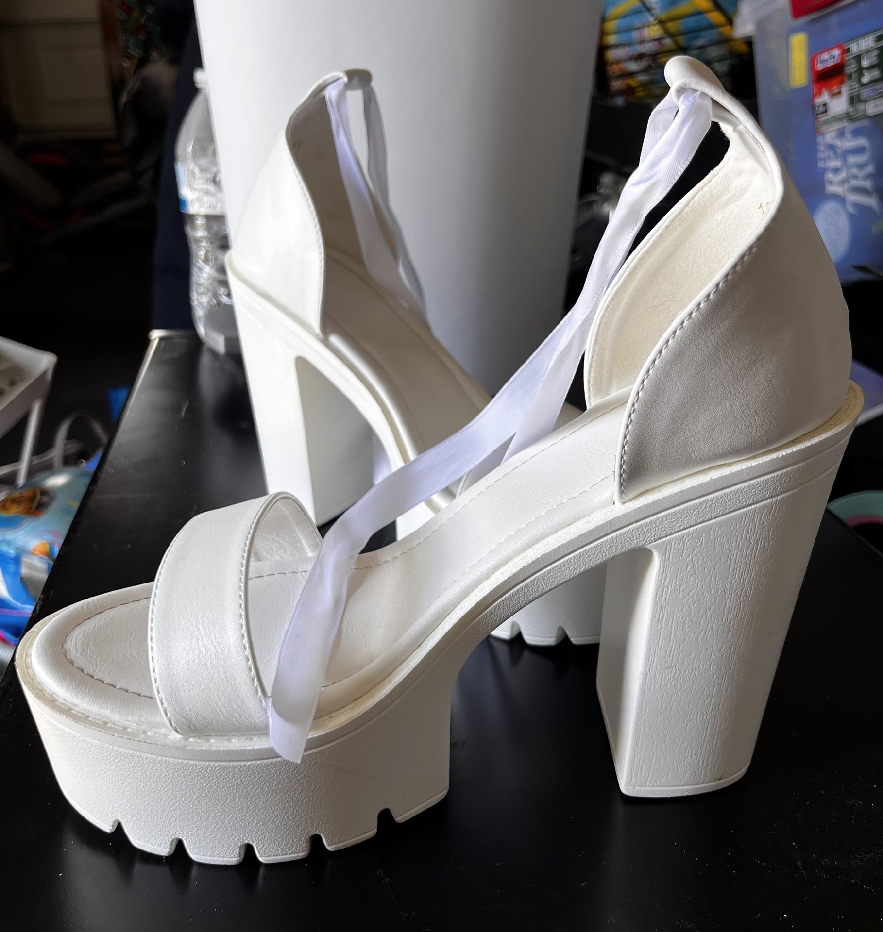 Nice White Platforms. Size 8.5