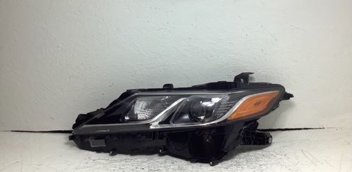 2018-2023 Toyota Camry left headlight (1C)